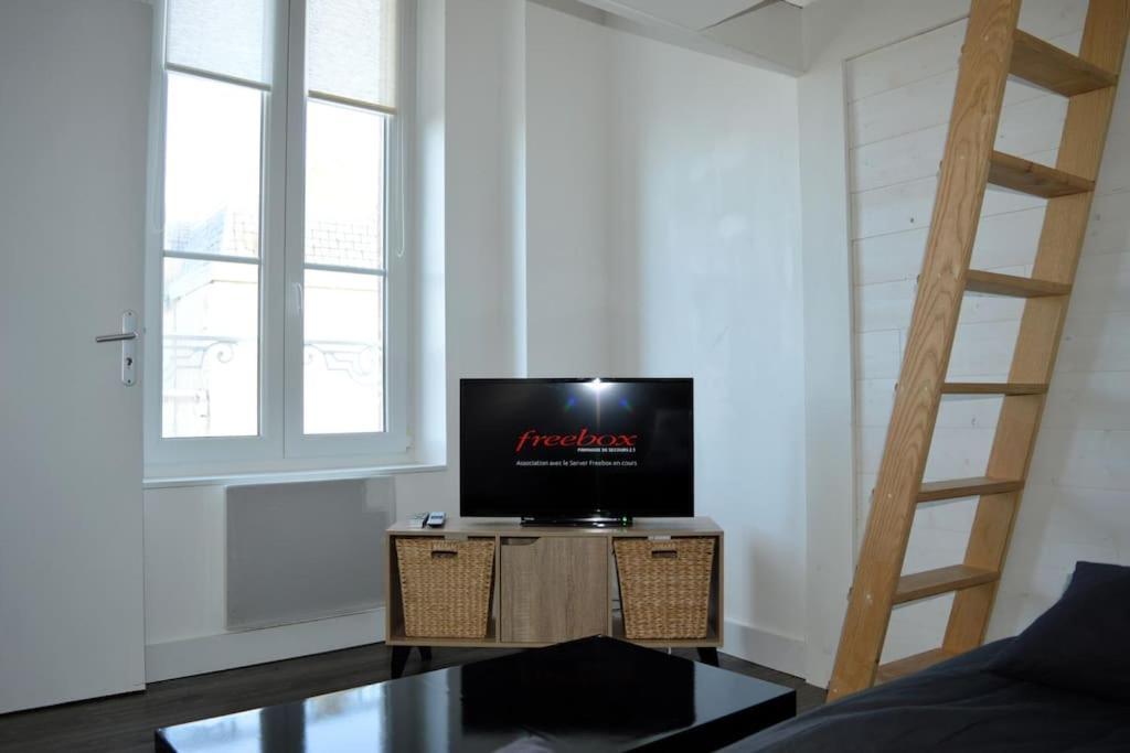 Le Joffre - Studio Sur La Digue En Centre Ville Arromanches-les-Bains Ngoại thất bức ảnh